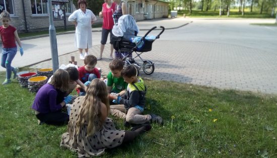100 darbi Latvijai!